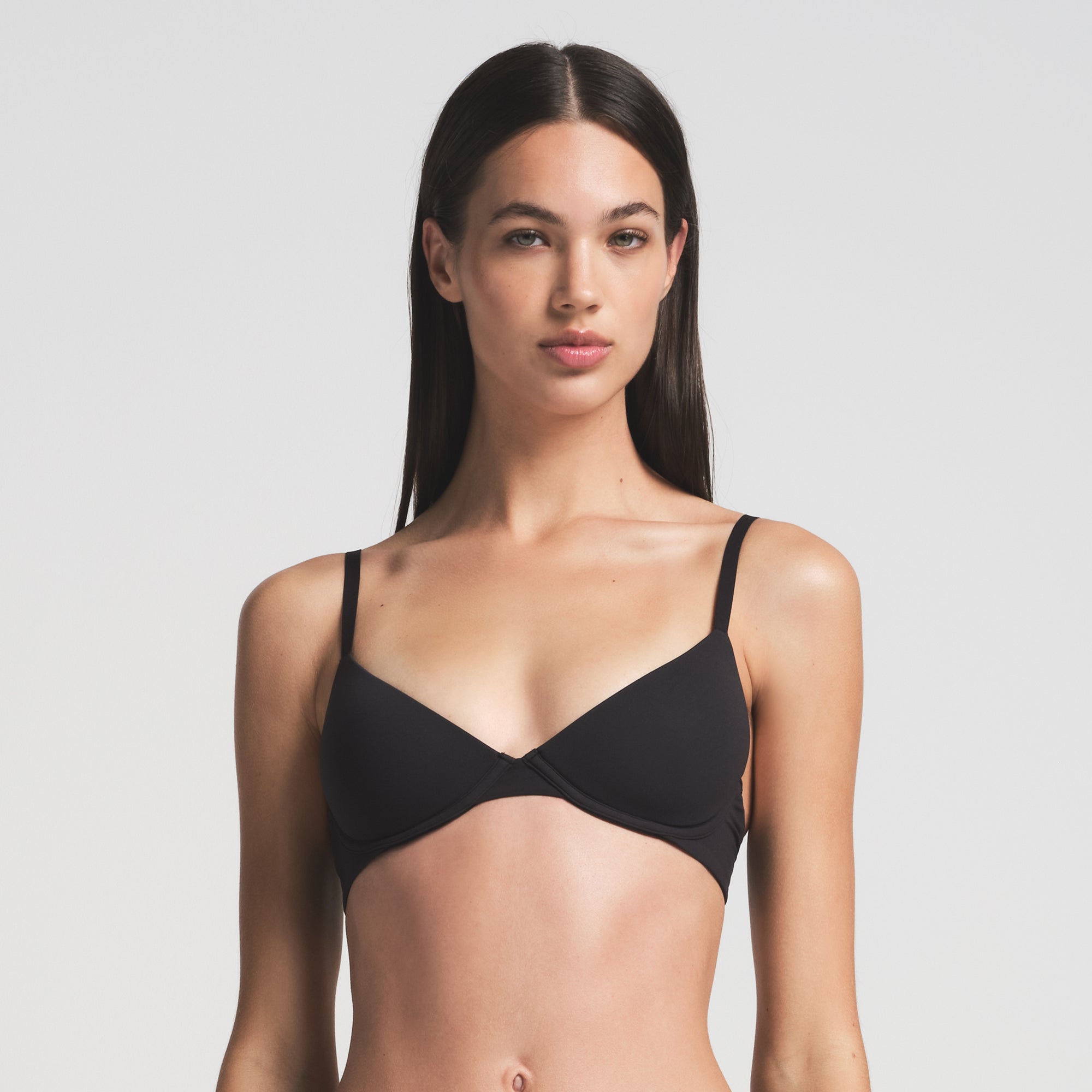 FITS EVERYBODY PLUNGE BRA | ONYX